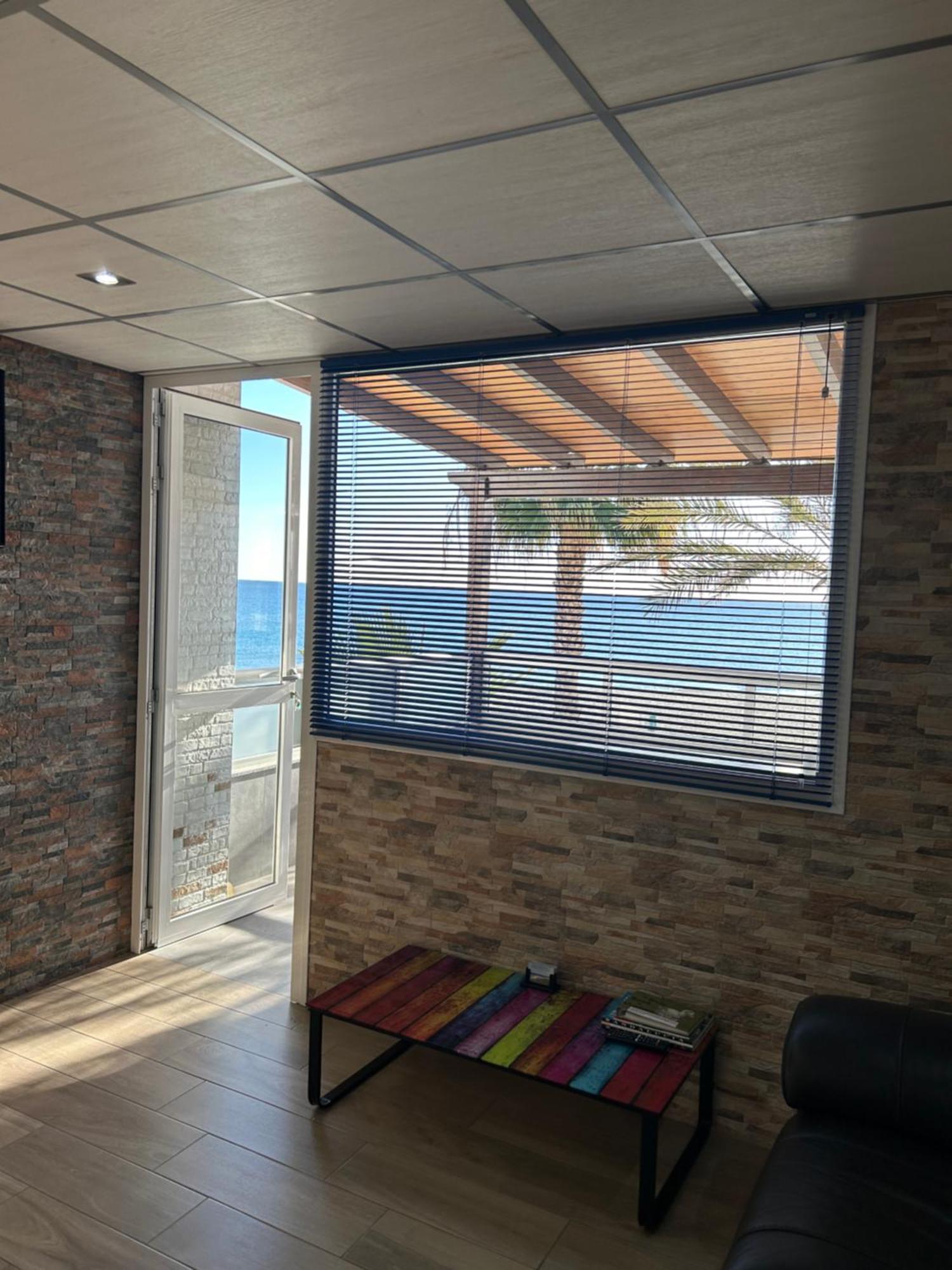 Stunning Location! 15M To Beach モハカル エクステリア 写真